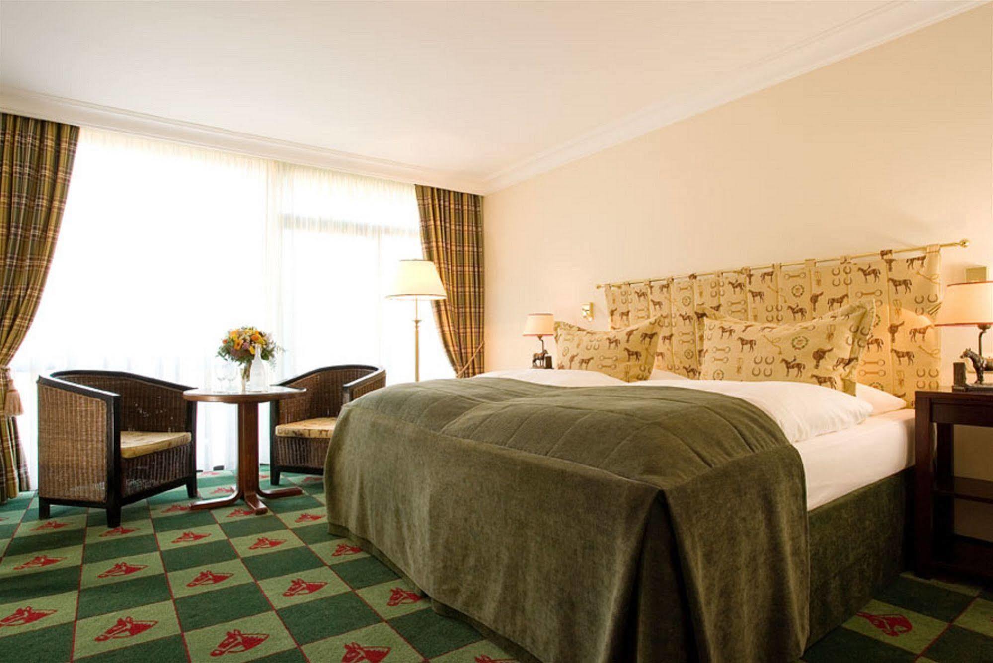 Althoff Hotel Fuerstenhof Τσέλε Εξωτερικό φωτογραφία A room at the Hotel de la Poste